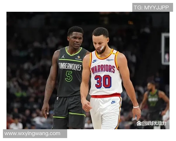 2015年季后赛勇士与雷霆第七场激战回顾与精彩瞬间解析